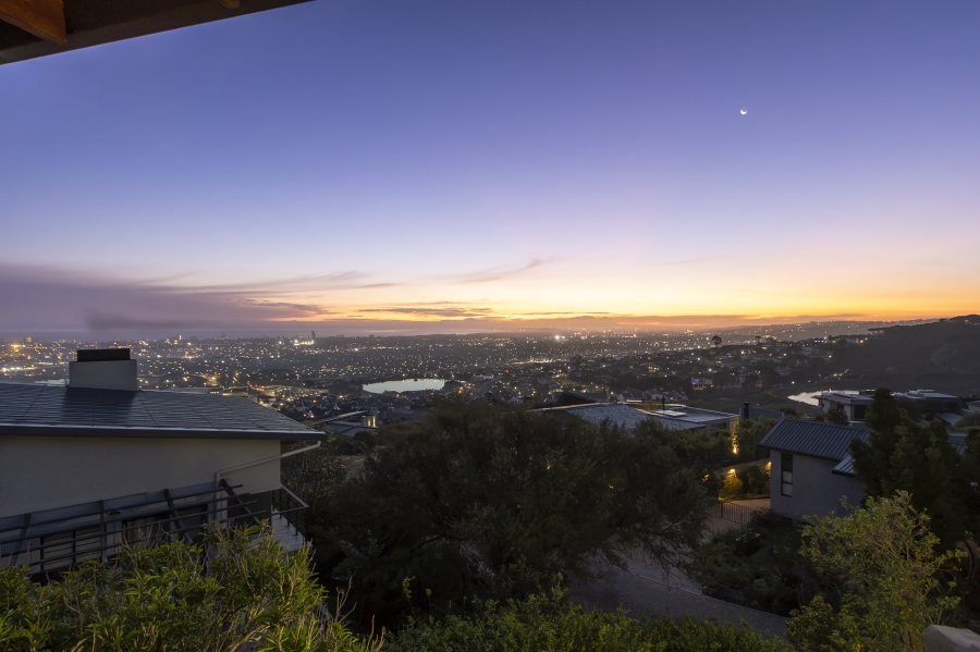 To Let 4 Bedroom Property for Rent in Boskloof Eco Estate Western Cape